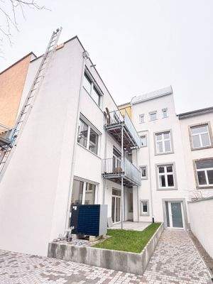 Hausansicht Innenhof.jpg