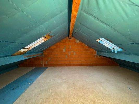 wärmegedämmter Dachboden hier im Anbau