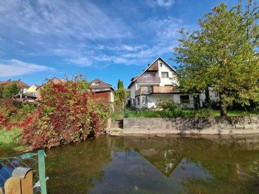 Ruhige Lage direkt am Mühlbach