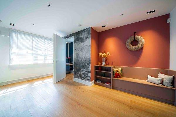 Flurbereich u. Zugang zum Gäste-WC