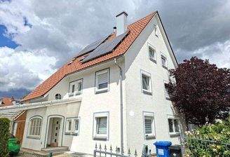 liebevoll saniertes EFH - Dreifamilienhaus in Neugablonz