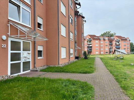 J22 - Hauseingang