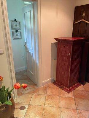 Garderobe Gäste WC