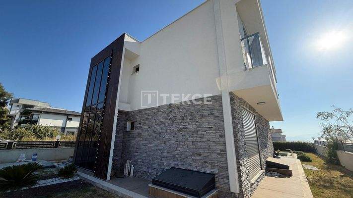 New-Built Detached Villa with Sea View and Pool in Kuşadası