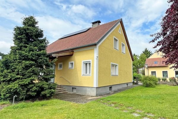 Hausansicht gartenseitig