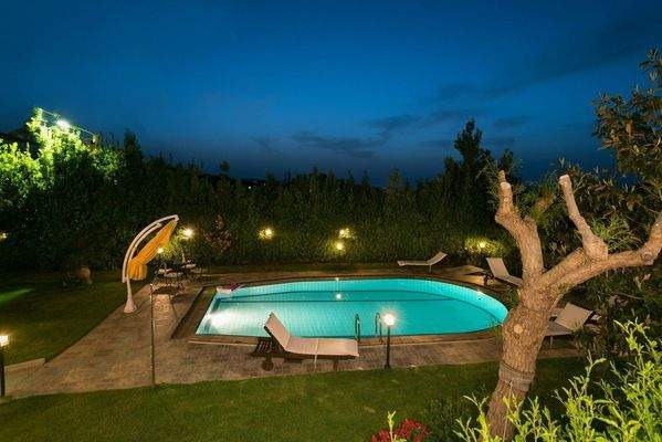 Villa-for-sale-in-Rousospiti-Houses-for-sale-in-Ro