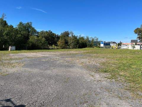 Neuhaus am Rennweg Industrieflächen, Lagerflächen, Produktionshalle, Serviceflächen