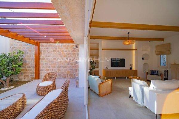 Comfortable Villas Close to the Airport in Milas Mugla