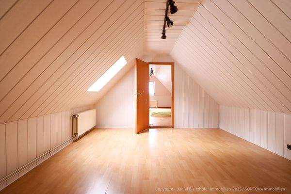 Weitere Räume im OG