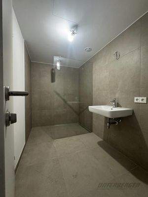 20251029_131317606_iOS