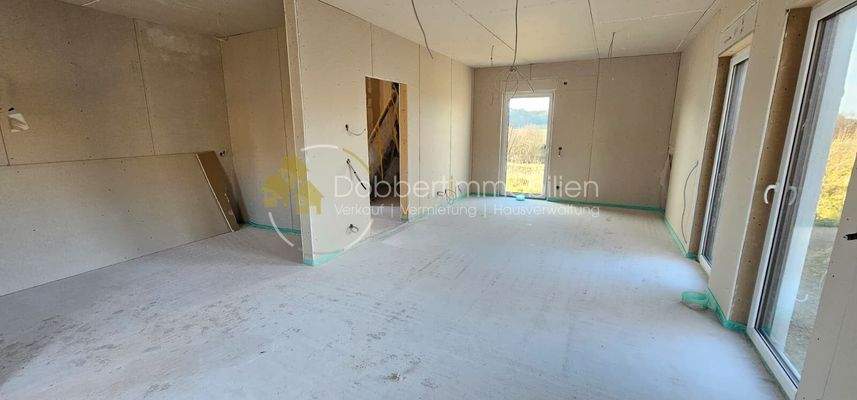 Wohn-Essbereich + Küche