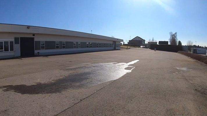 Blütenweg 9 - Bild - Hof Blütenplatz - 72351 Binsd