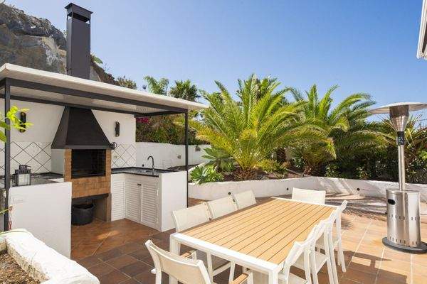 Aussenküche mit Grill