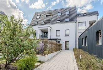 Hochmodernes Mehrfamilienhaus