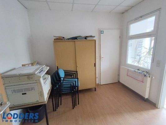 Rechte Seite: Büro 2