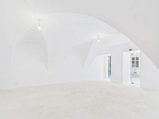 CAM03282G0-PR0126-STILL007