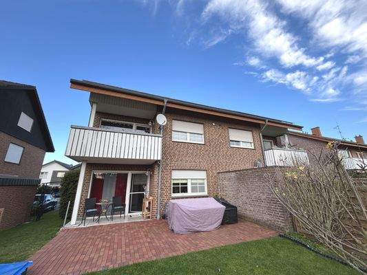 Rückseite EG rechts (Garten und Terrasse)