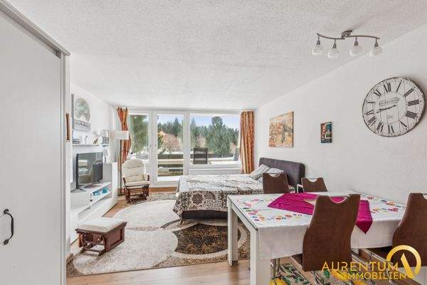 535 - Blick zum Balkon