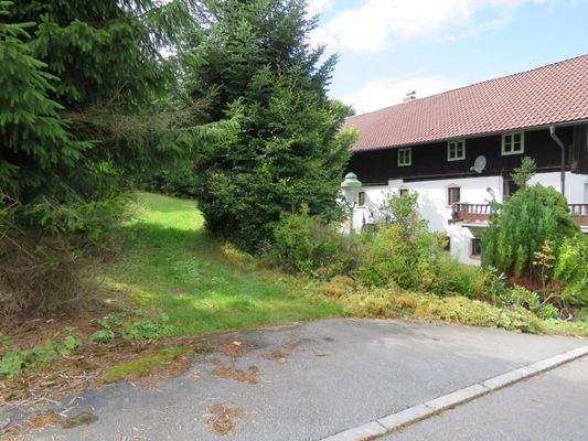 Zufahrt zum Hausgrundstück   