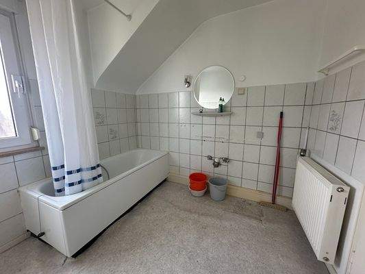 Badezimmer im DG
