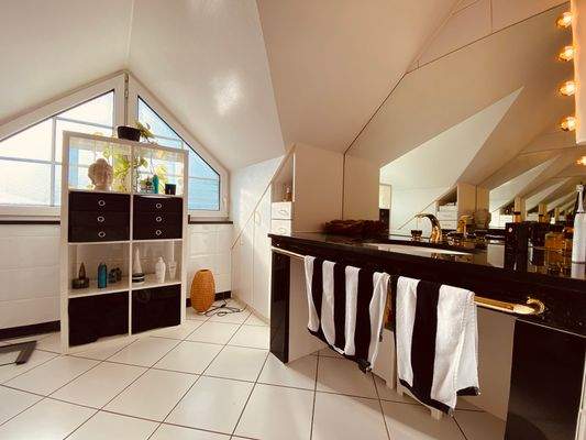 Bad Hauptschlafzimmer