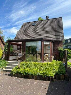 Altbestand mit Wintergarten