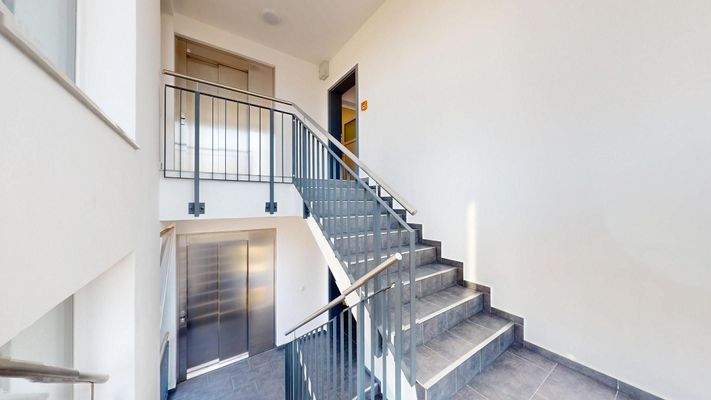 2. & 3. OG Treppenhaus