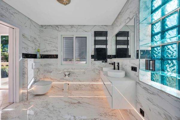 Bathroom in villa in Costa d'en Blanes 2