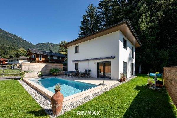 Außenbereich mit Garten