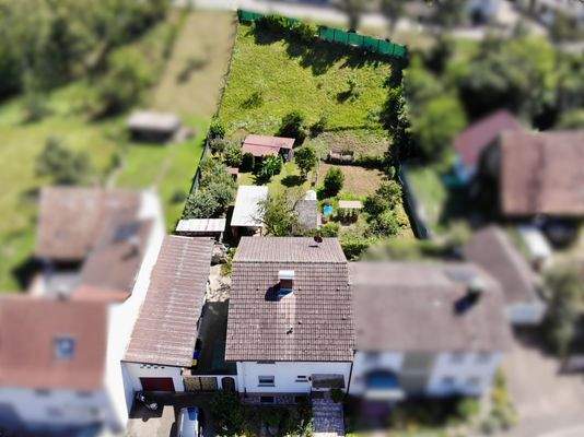 Haus und Grundstück