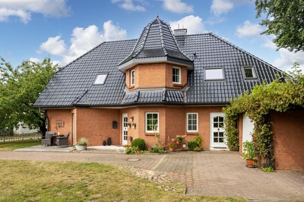 Einfamilienhaus mit Einliegerwohnung in Ribnitz DAHLER Rostock