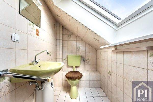 Gäste-WC im Dachgeschoss