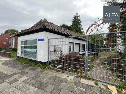 Strassenansicht links