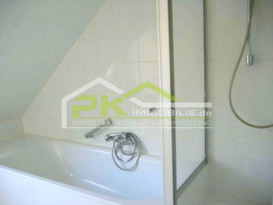 Dusche &amp; Badewanne