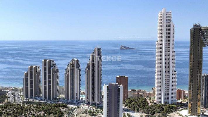 Luxury Seafront Apartments in Europe's Tallest Tower in Benidorm
