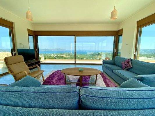 Luxusvilla zum Verkauf in Tsivaras mit Meerblick