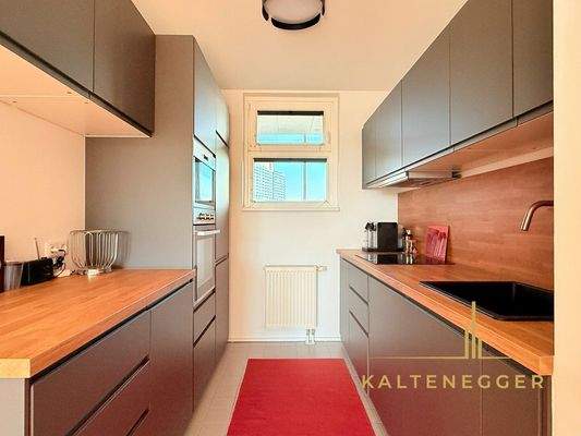 Voll ausgestattete Ikea Küche, ca. 2 Jahre alt