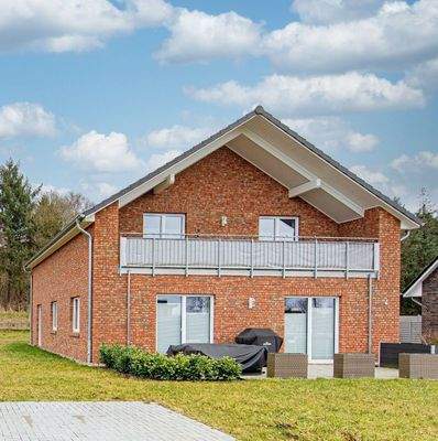 Einfamilienhaus mit Einliegerwohnung