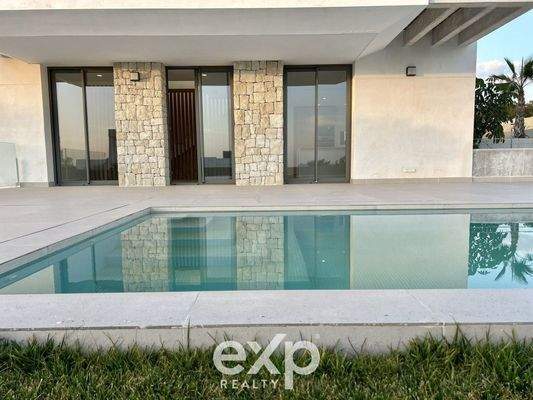 3. CASA CON PISCINA1