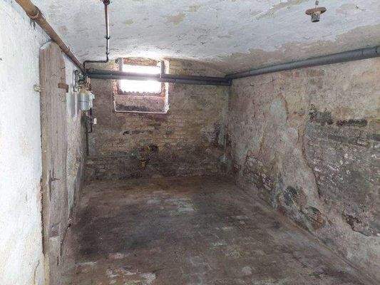 Innenfoto Kellergeschoss MFH (3)