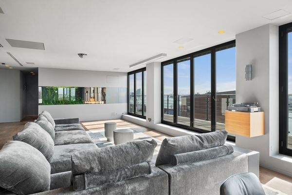 Wohnbereich mit unterschiedlichen Blickachsen