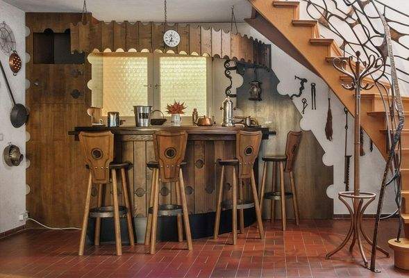 Bar in Echtholzfront