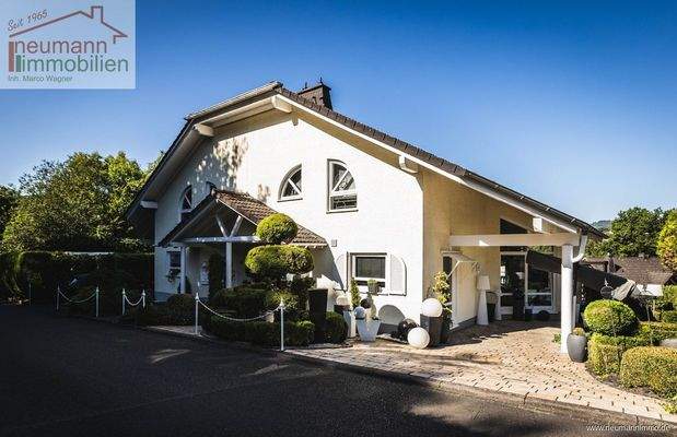 Vorderansicht Rechts Carport