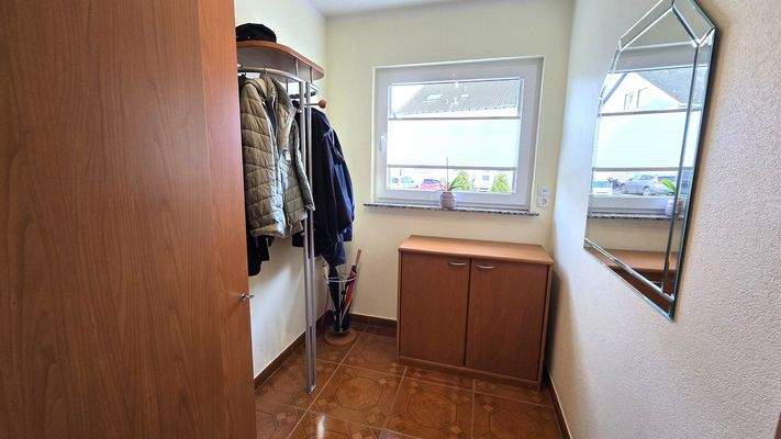 EG: Abstellraum, Gästezimmer