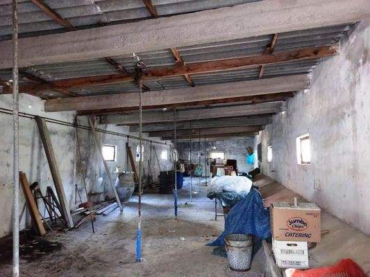 Ostkreta, Pappagiannades: Bewohnbares Haus mit Olivenbäumen und Bergblick zu verkaufen