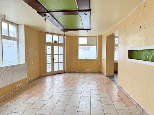 Lounge mit eigenem Eingang.jpg