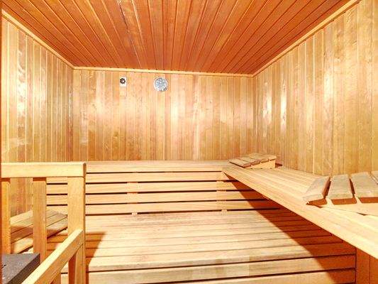 Keller Sauna