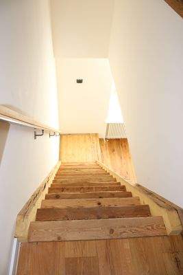 Treppe zum 2. Obergeschoss