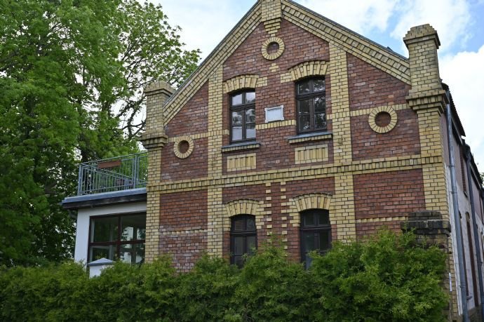 Reihenhaus am Landschaftsschutzgebiet mit Denkmal-AfA und Gartenanteil