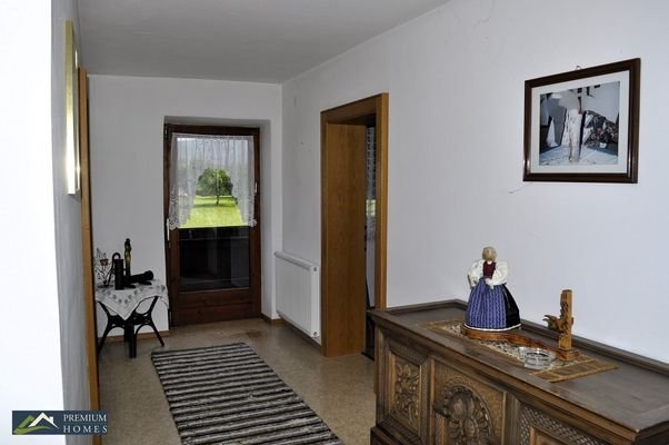 Angerberg - Bauernhof/Wohnbereich zum Mieten - Flur 1 Zugang Balkon